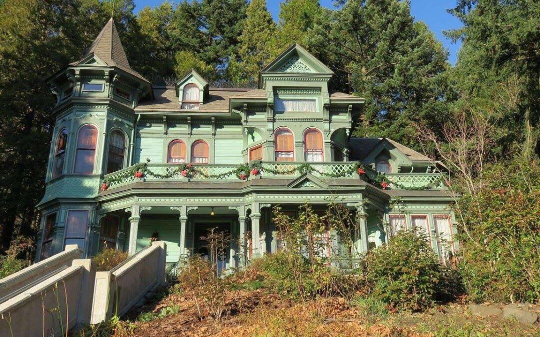 Echoes of Victorian Elegance: The Story of Eugene’s Shelton McMurphey Johnson House