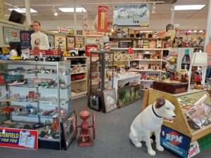 Coburg Antique Malls LLC photo