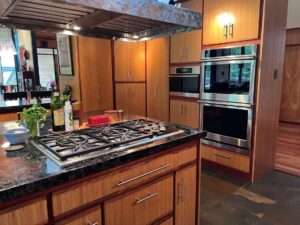 Davis Cabinets Inc photo